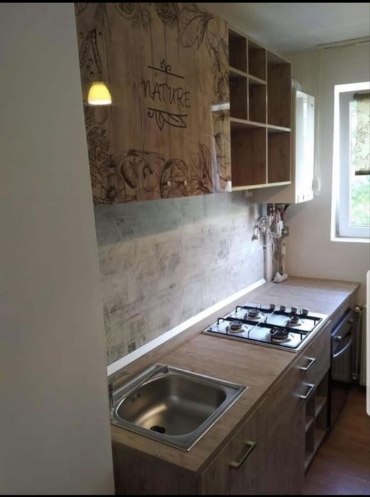 Inchiriez apartement cu 2 camere in onesti