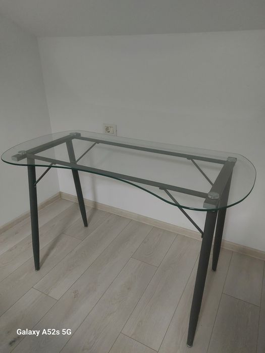 Birou sticla si metal