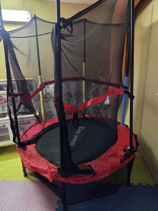 Детски батут/тръмплин
