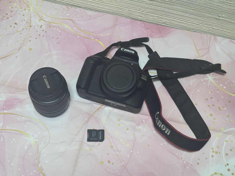 Камера Canon EOS 4000D + чанта