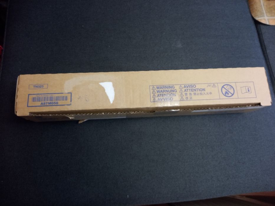 Празни тонер касети TN 323 /A87M050/