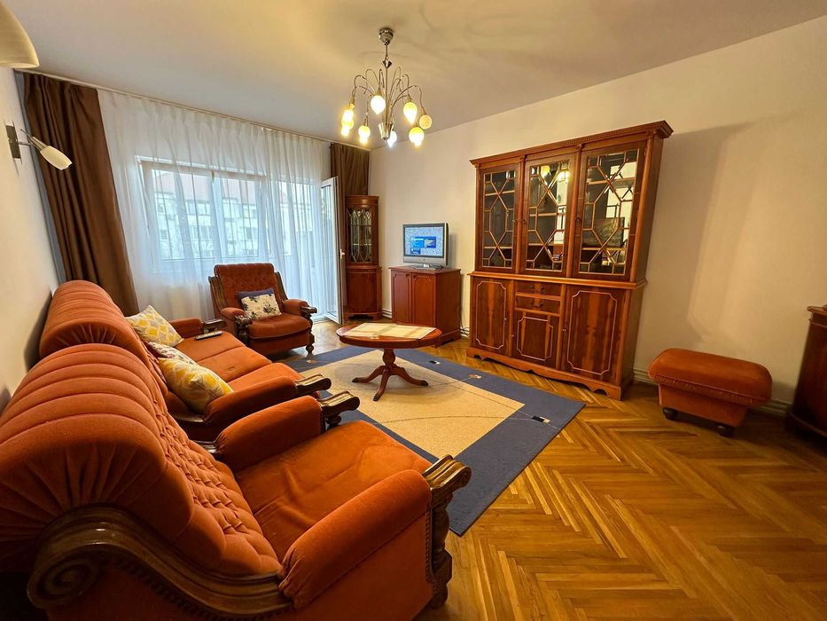 Apartament 3 camere Mircea cel Batran, etajul 3, centrala, garaj