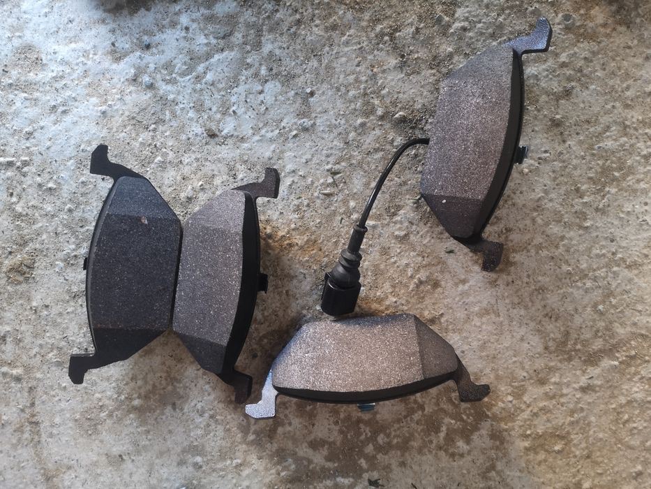 Set plăcute audi A3 / golf 5/ golf 6 / Skoda Octavia 3