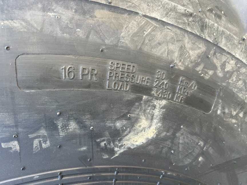 23.1-26 cu 16 pliuri cauciucuri noi cu camera marca ARMOUR pt combina