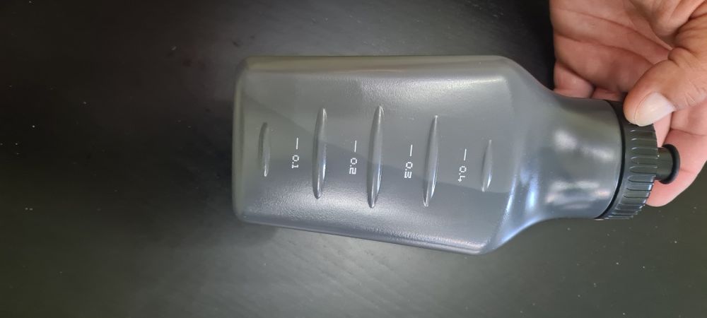 бутилка за спорт или ежедневието salomon