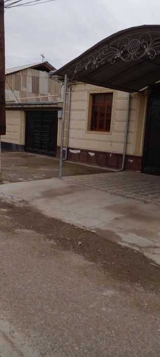 UY SOTILADI!!! Sharoit zor