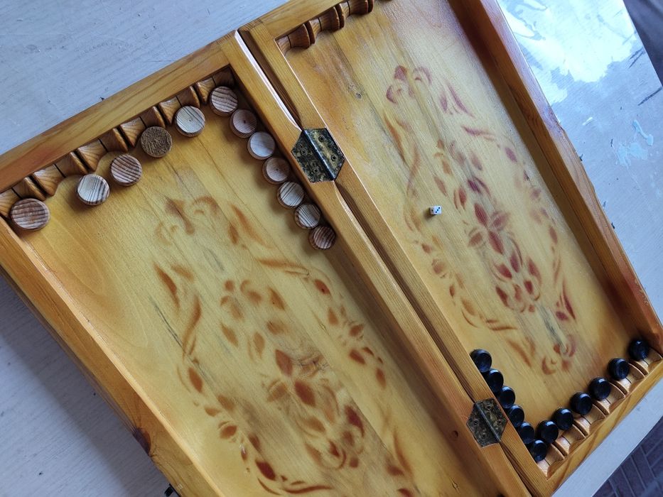 Продам настольную игру Нарды