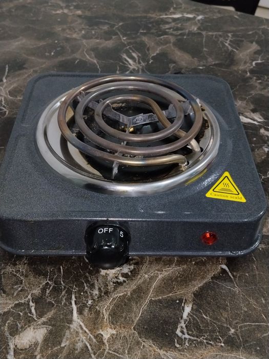 Продаётся плита электрическая