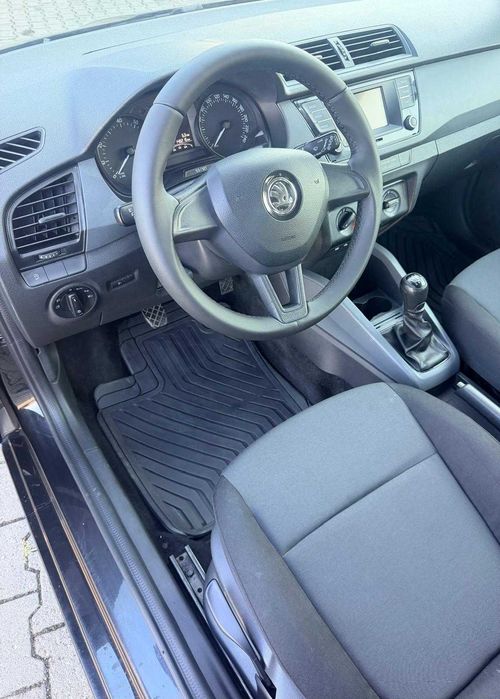 SKODA Fabia 2018 — imagine 5