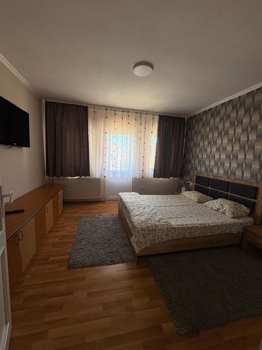 Casă de închiriat în zona Ioșia