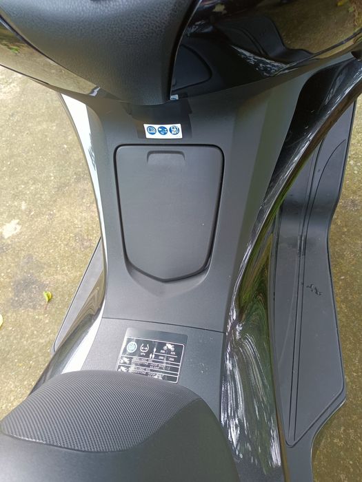 Honda silver wing/sw-t 400/swt400/7500km/moto/maxiscuter nou