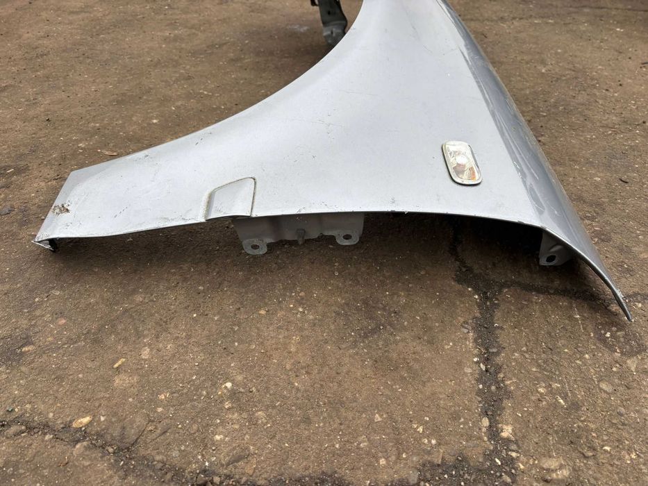 Aripa stanga/dreapta Audi A4 B7 an 2006