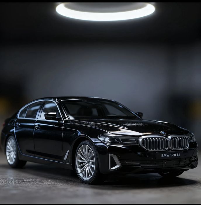 Сплавной 1/18 BMW 530
