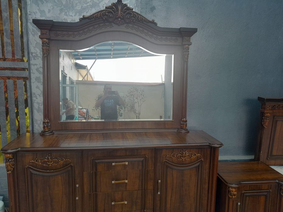 Мебель гарнитуры мебель