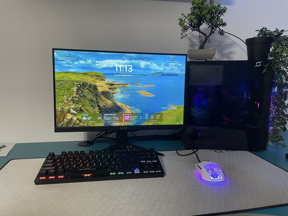 Vand Pc gaming+Monitor