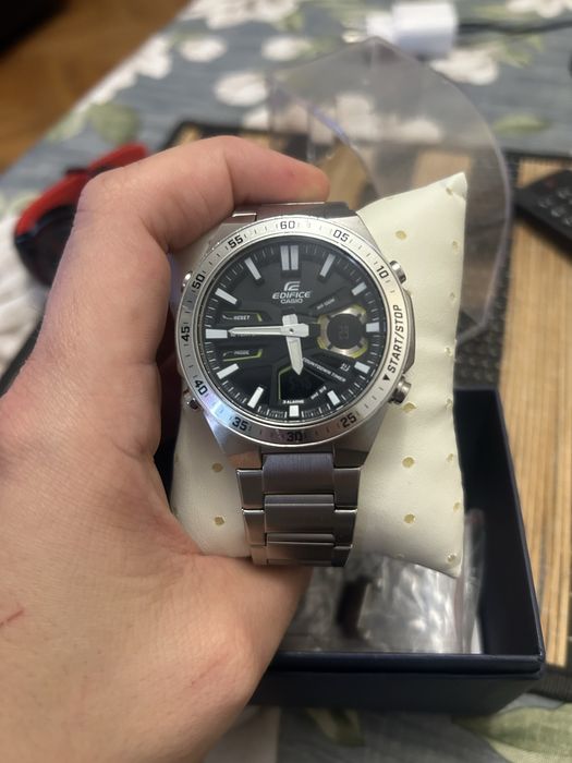 Casio Edifice 2 броя и часовник Police