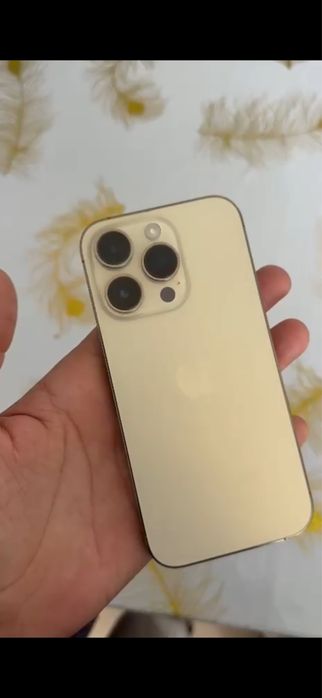 iphone 14 pro продаю срочна