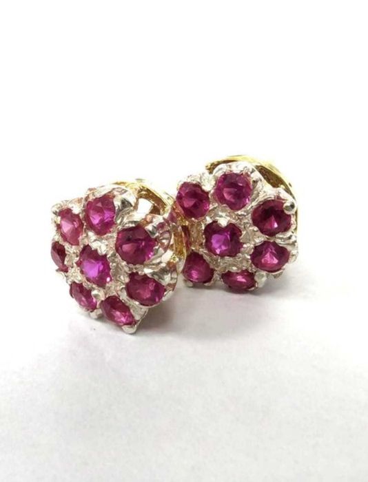 Cercei de aur cu rubine