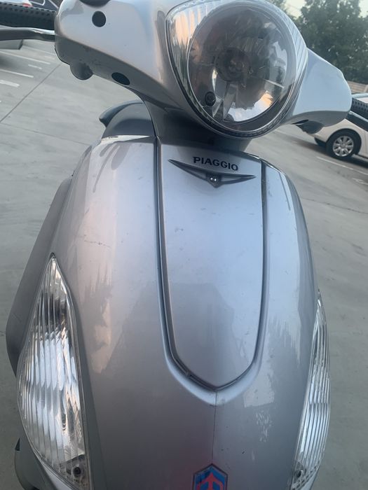 Scuter piaggio fly