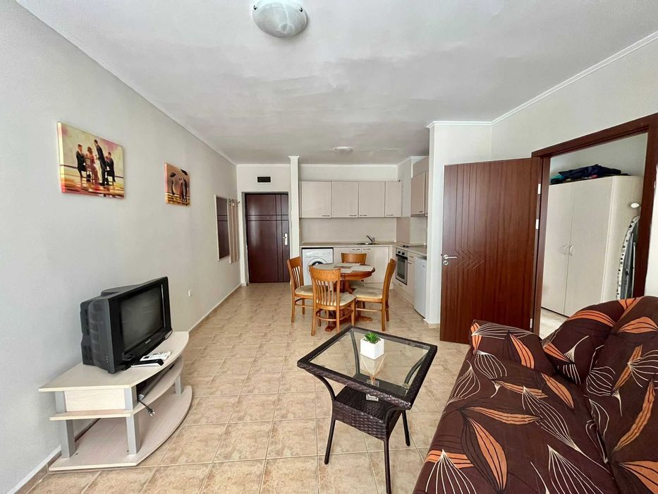 Продава се Тристаен апартамент в с. Равда, Област Бургас - 76 кв.м за 1119 €/кв.м - Снимка #1