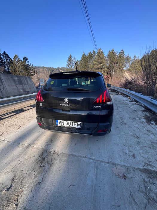 Vand Peugeot 3008 HYBRID an 2014, km 190000 in crestere