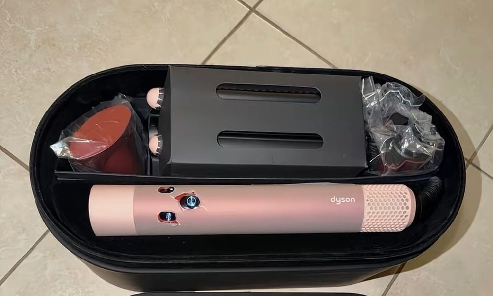 Dyson nou poză reală vând urgent