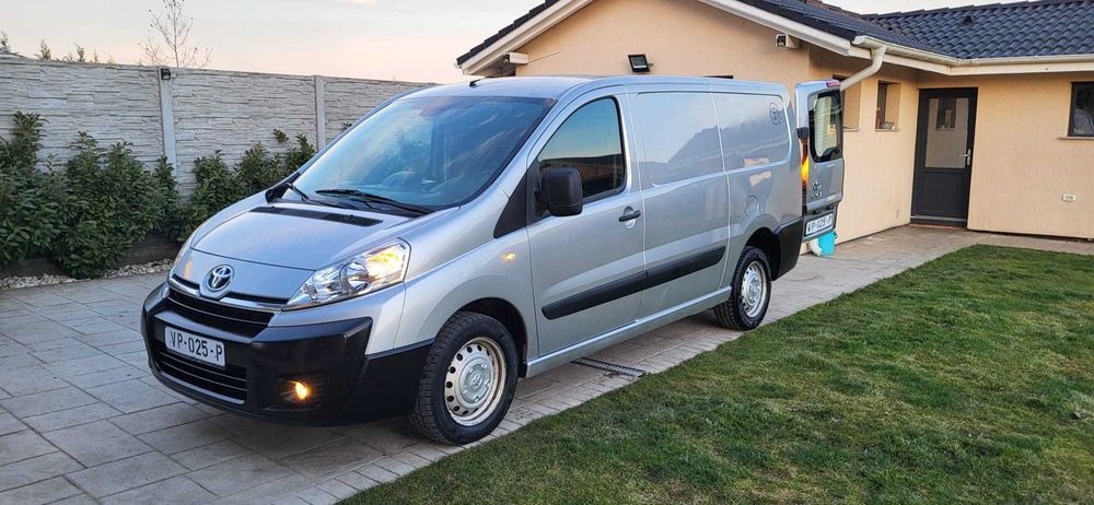 Toyota Proace Extra Lung 2.0 Diesel 130 CP 3 Locuri 2016