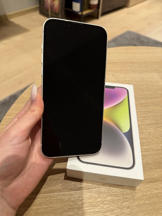 Iphone 14 plus 128gb бял