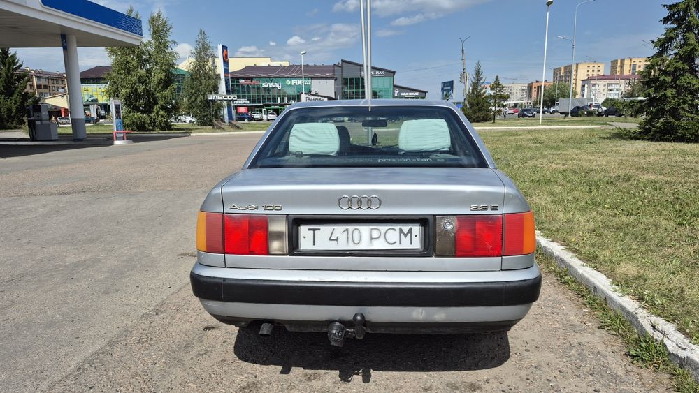 Продам Ауди 100 с4