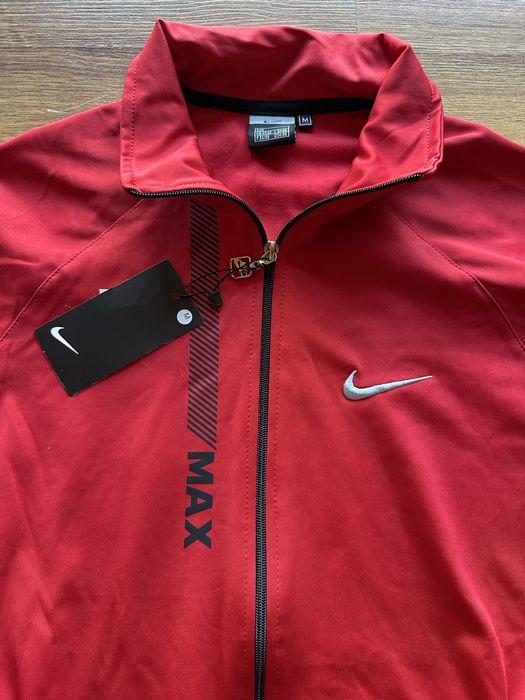 Мъжки,полиамиден екип Nike,червено горнище с черно долнище,с бродирано лого