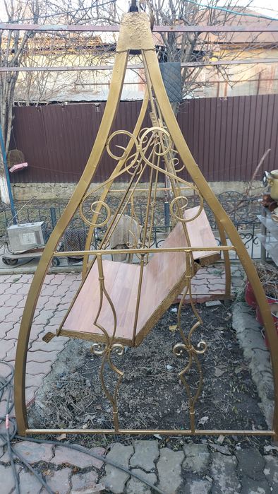 Продаётся качеля