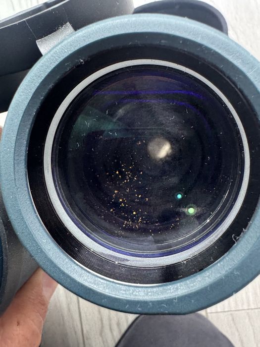 Binoclu Pentax cu defect