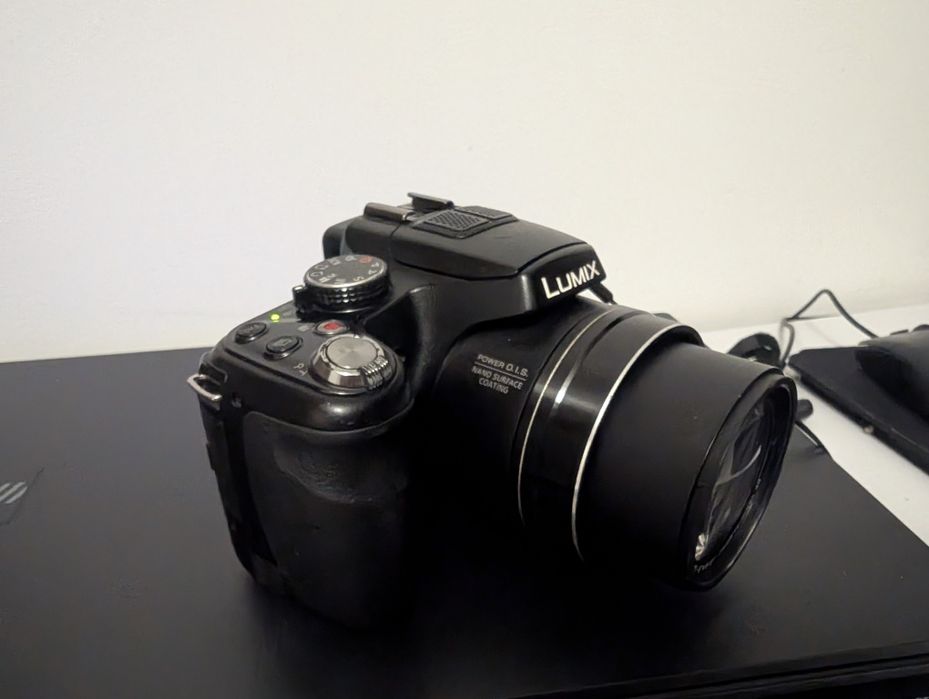 Panasonic Lumix DMC-FZ200 – Stare parțial functional, 24x zoom optic,
