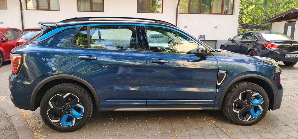 Lynk & Co 01 . MHEV Full hybrid . Km 39000
