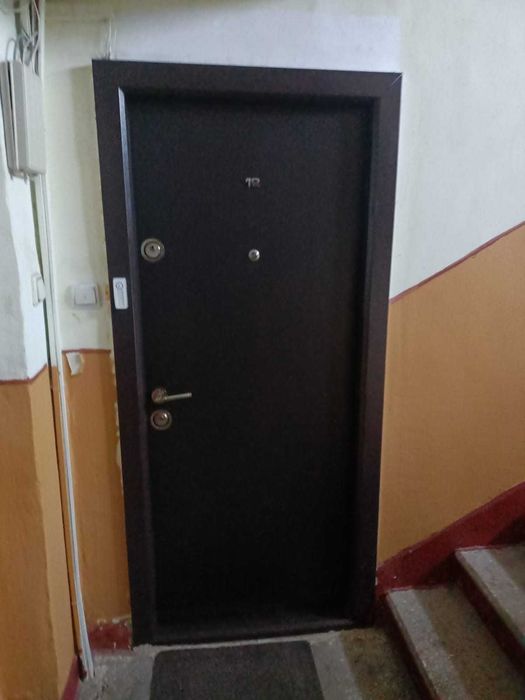 Apartament 2 camere semidecomandat