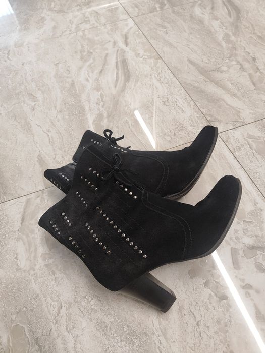 Сапоги .Ботинки замшевые . Германия