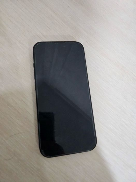 Продам Iphone 15