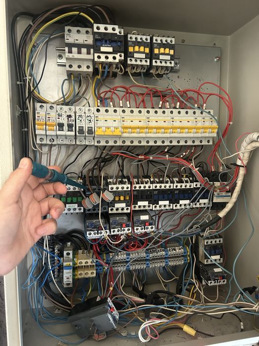 Услуги Электрика алмата, замена автомата