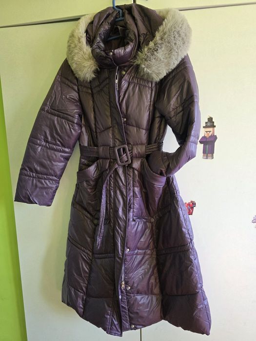 Зимно дълго дамско палто