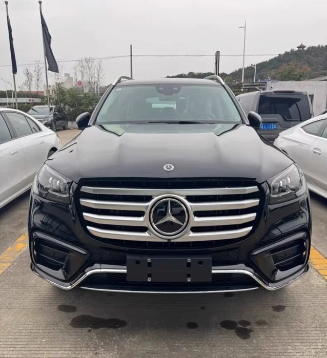 X167 AMG line предна броня Facelift GLS  mercedes решетка емблема