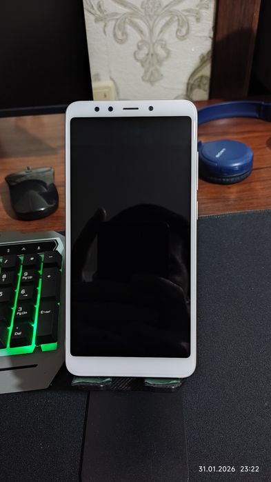 Xiaomi Redmi 5 (2/16 GB) сотилади