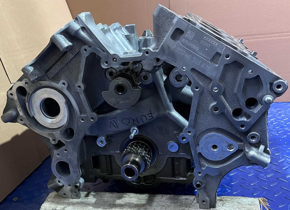 Bloc Motor Mercedes Benz Reconditionat OM642.993 Euro 4