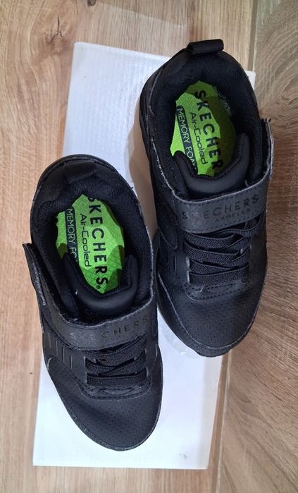 Детски маратонки Skechers Uno Lite