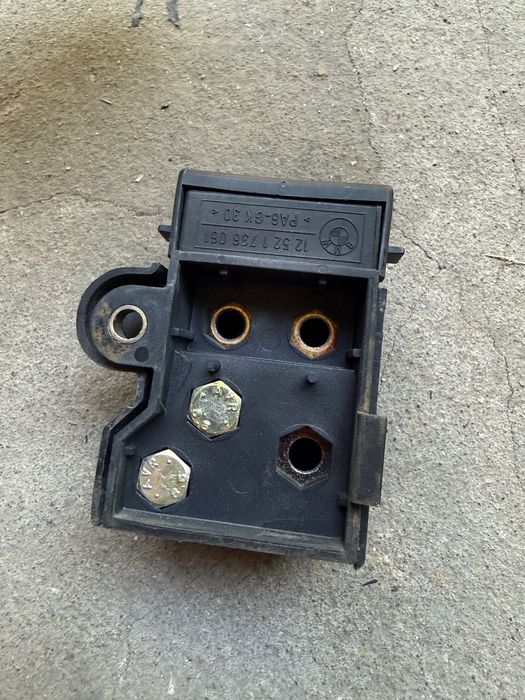 Плюс под капотом на БМВ Е32 Е34 V8