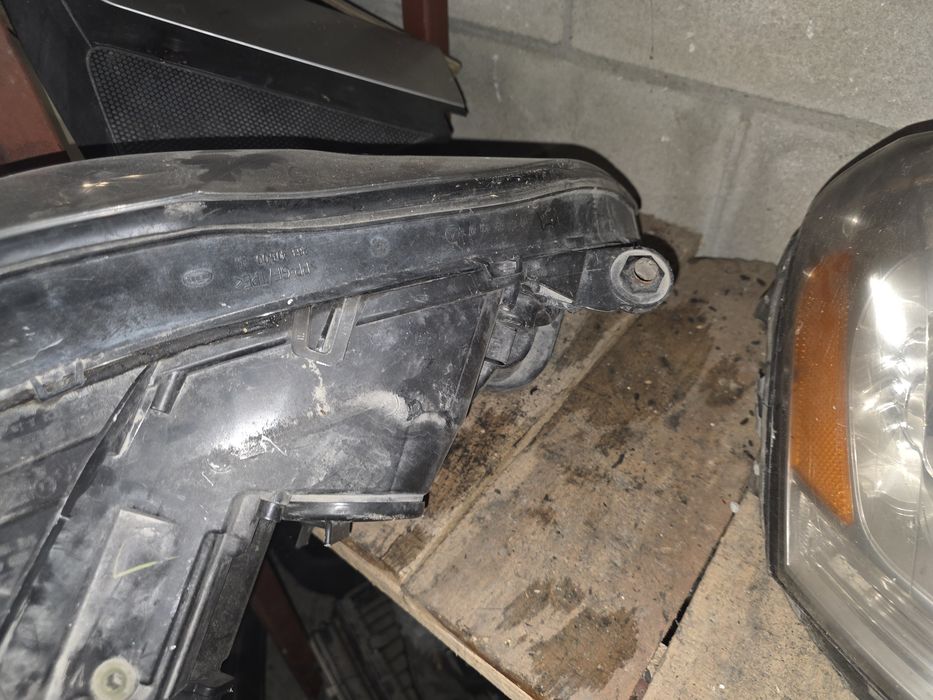 Фарове за Mercedes GL 2008 година ксенон