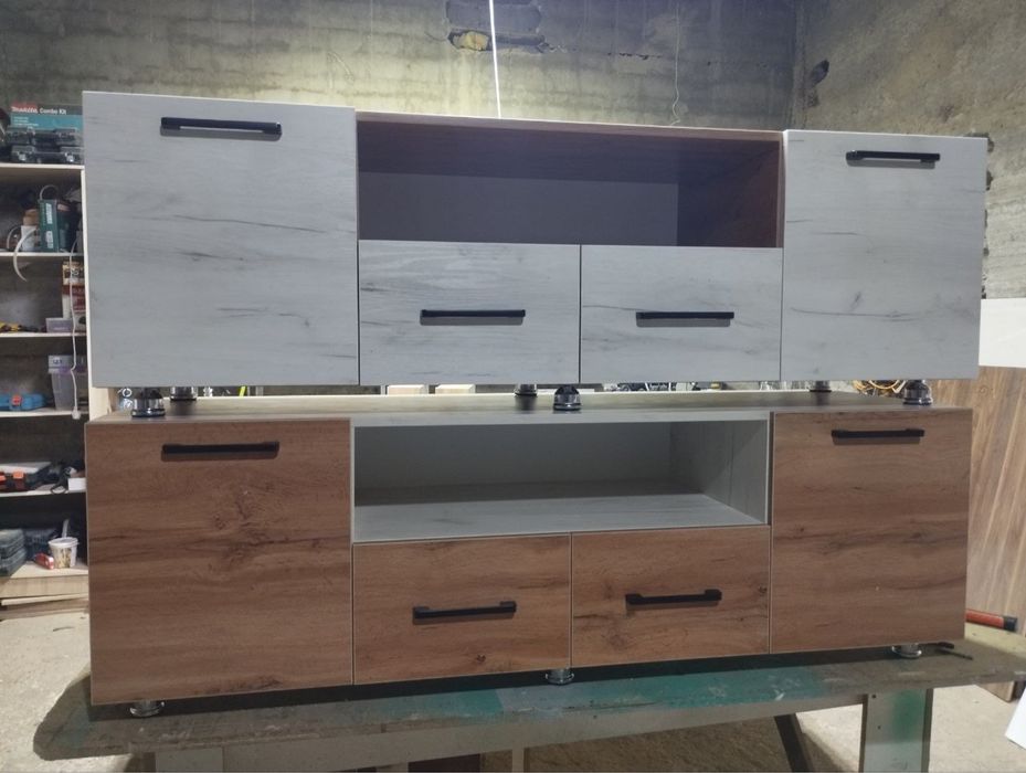 Тв тумба сффатли фарнитуралардан килинган