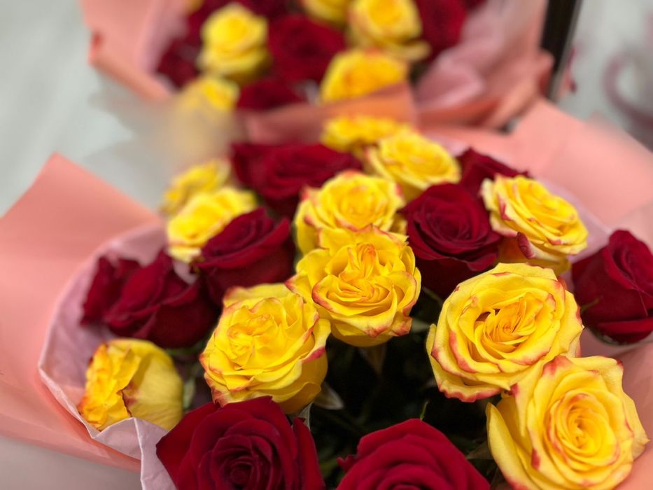 Продам розы красивые