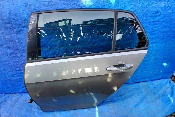Usa / Portiera spate stanga Volkswagen VW Golf a 7-a generatie