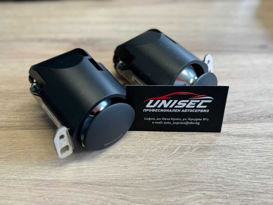 AUDI A8 D4 Конзолен панел тонколона Bang & Olufsen