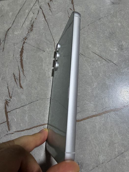 Samsung Galaxy S23 FE  8/256GB IDEAL